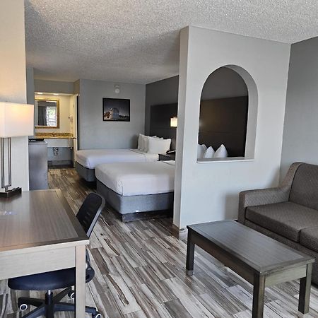 Baymont By Wyndham Orlando East Hotel Alafaya Eksteriør billede