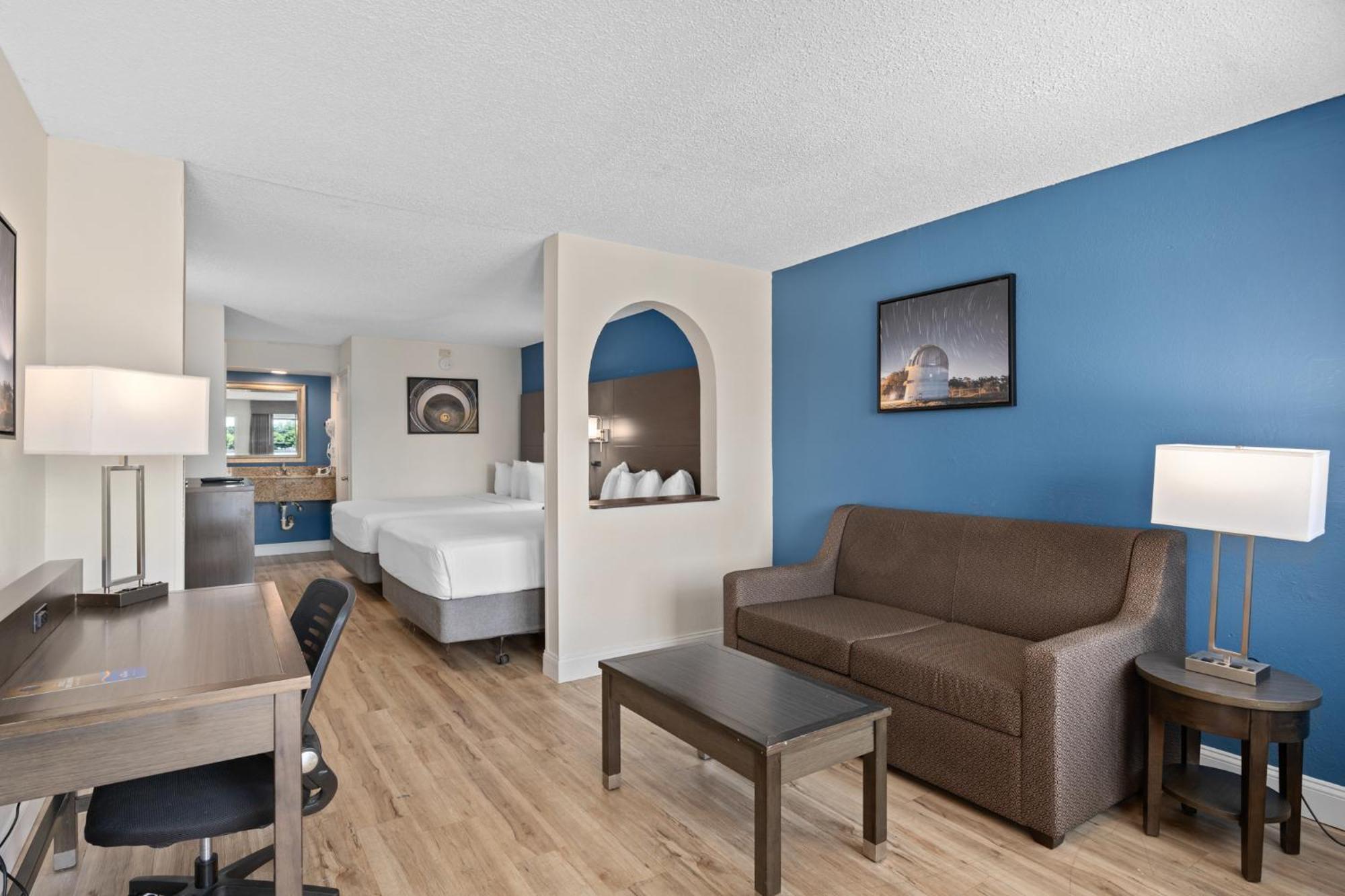 Baymont By Wyndham Orlando East Hotel Alafaya Eksteriør billede