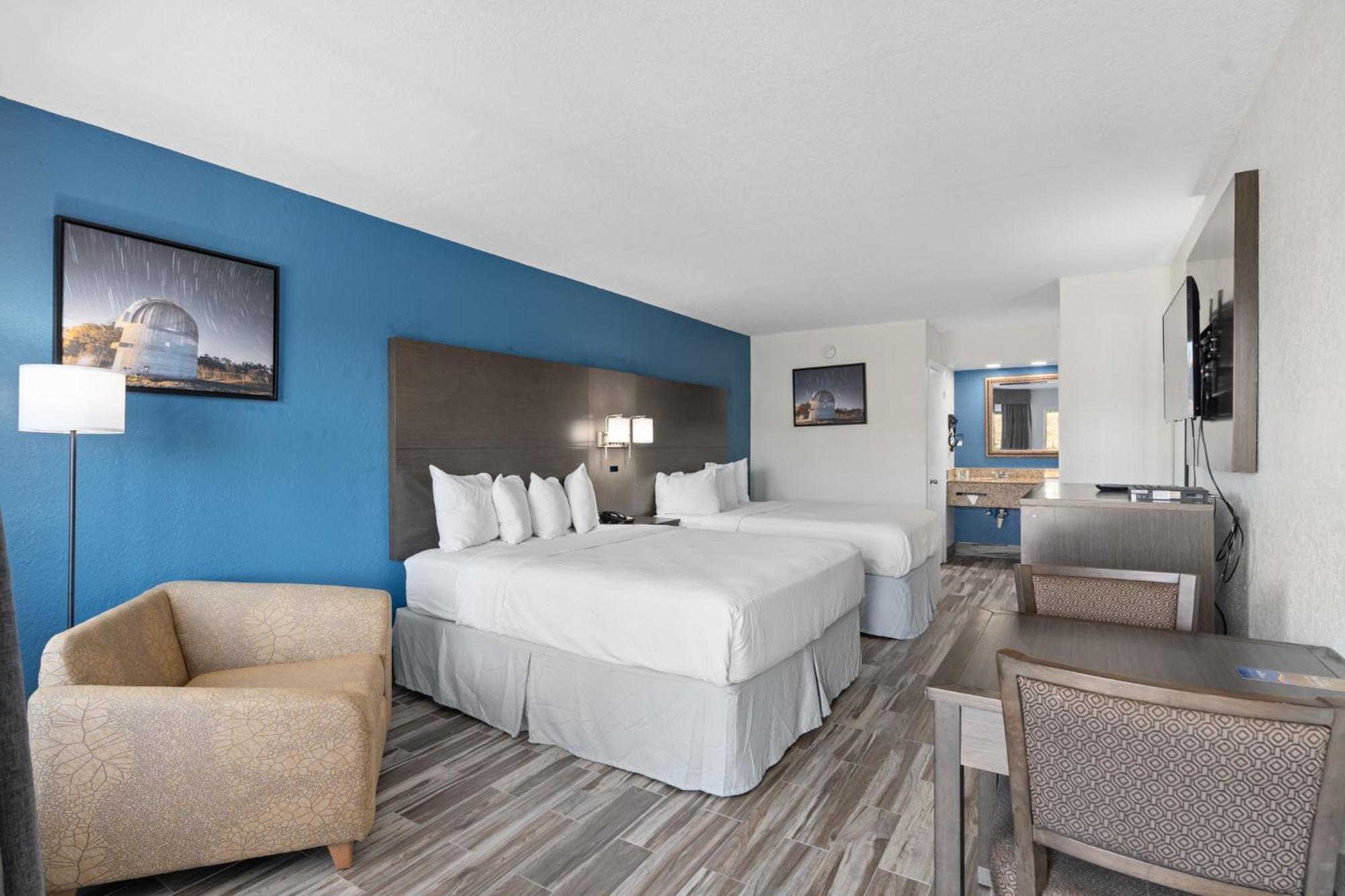 Baymont By Wyndham Orlando East Hotel Alafaya Eksteriør billede