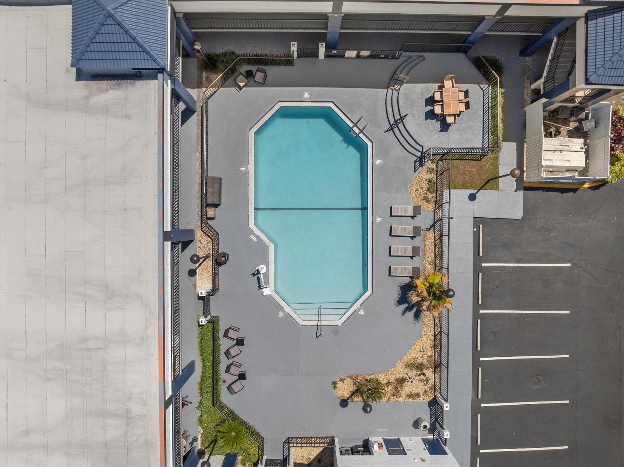 Baymont By Wyndham Orlando East Hotel Alafaya Eksteriør billede