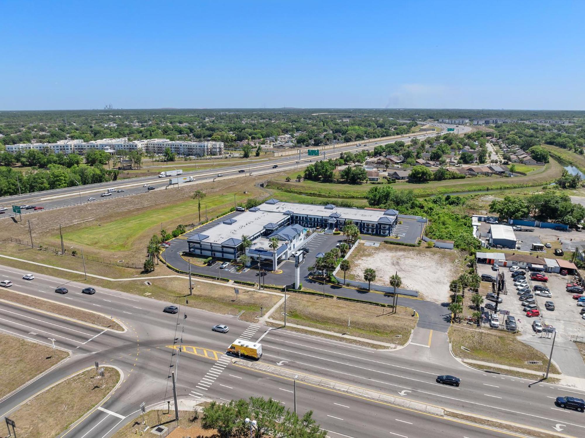 Baymont By Wyndham Orlando East Hotel Alafaya Eksteriør billede